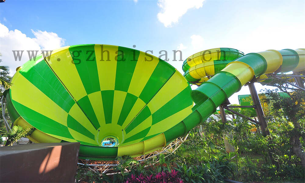 ​水上乐园设备价格：如何选择合适的设备？