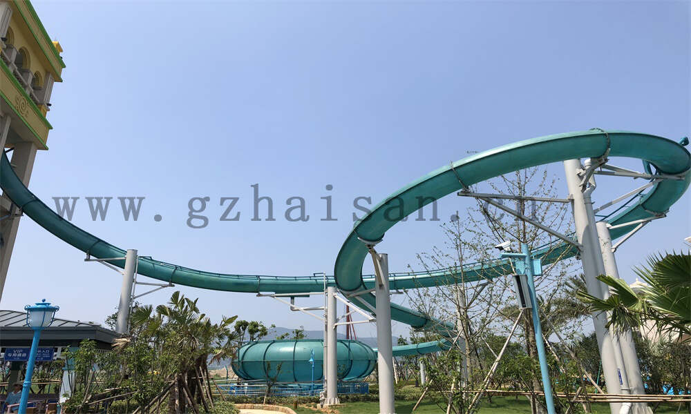 小型水上乐园设施大全：设备、玩法、安全指南