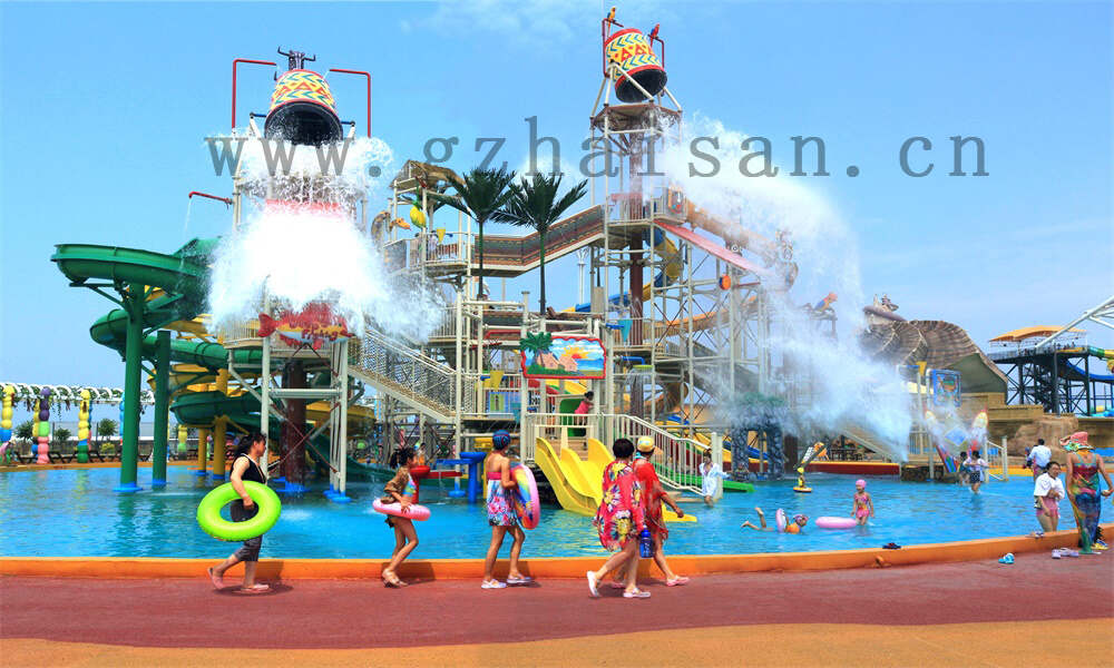 水上滑梯探险记：畅享激流勇进的快感