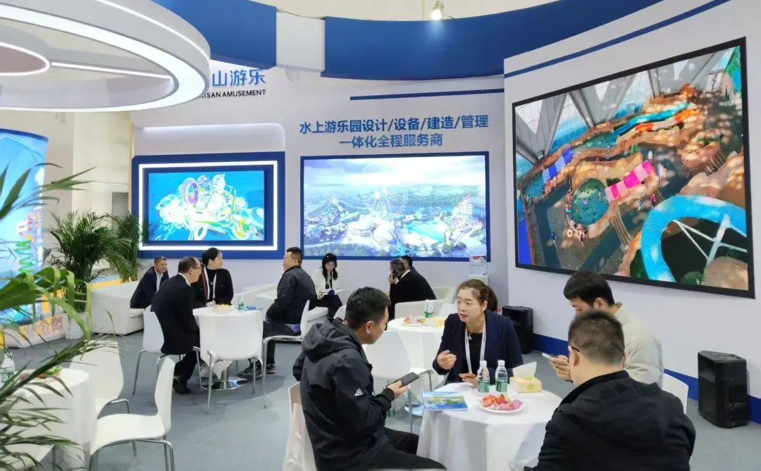 齐聚北京，共绘蓝图 | jinnianhui今年会游乐亮相2025北京国际游乐展，展现行业领军者风采