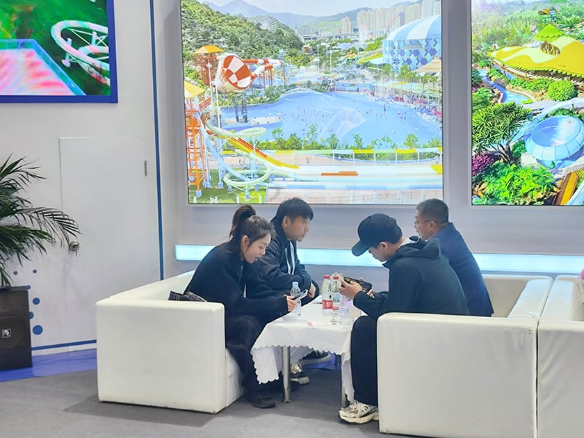 相聚郑州，引爆热潮——jinnianhui今年会游乐亮相2025中国（郑州）旅游休闲娱乐产业博览会，实力领航水上游乐新纪元！